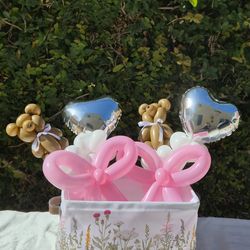 Flower balloon bouquets