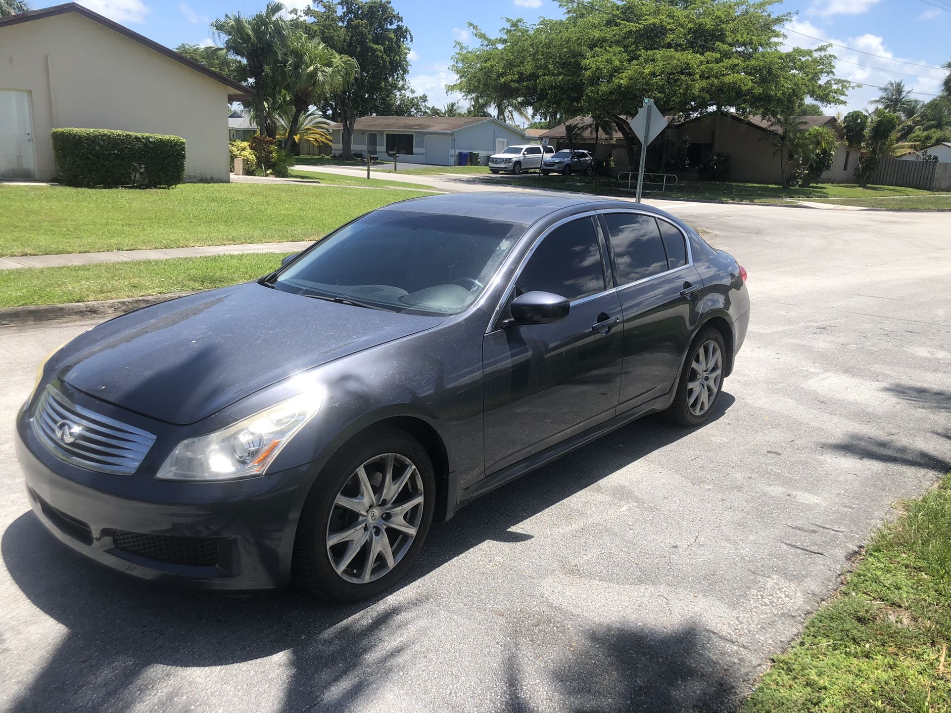 2009 Infiniti G37