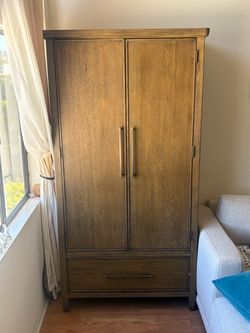 Living Spaces Thea Wood Armoire / Wardrobe – Pristine Condition