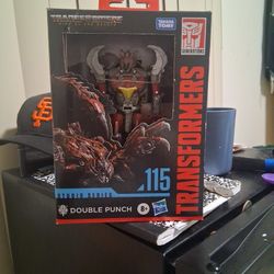 TRANSFORMERS Double Pumch SCORPION