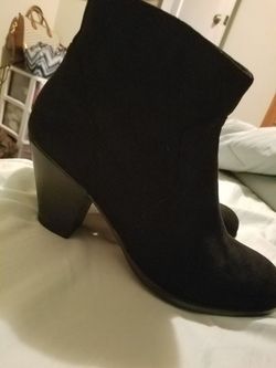 Size 10 suede booties