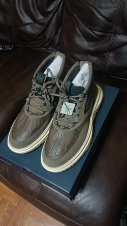 Cole Haan Mens Work Chukka