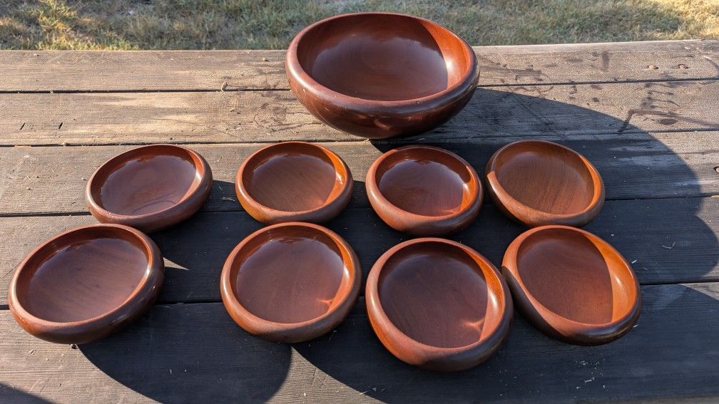 Vintage Hand-Carved Haitian Wooden Salad Bowl Set with Large 11" Bowl and 6" Serving Bowls