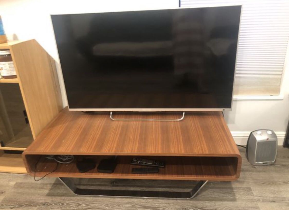 Tv stand 180