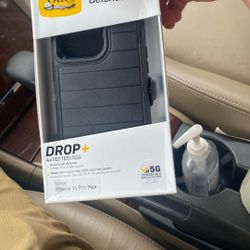 Otter Box For iPhone 14 Pro Max New