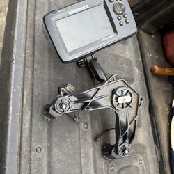 Fish Finder, Lowrance