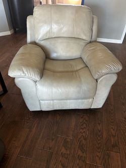 Comfy Rocker Recliner