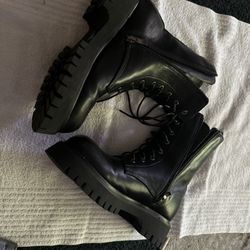 Koi Black Boots