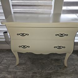 Beautiful  ENTRY CONSOLE
