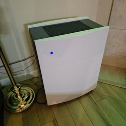 Like new blueair classic 600 full house air purifier