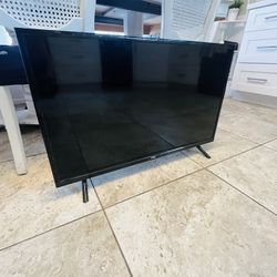 TCL 32” LCD Television 