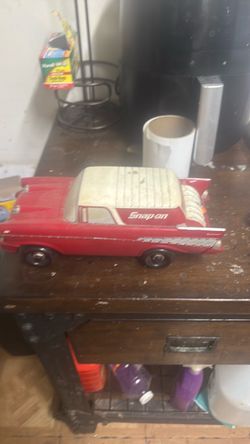 Snap-on antique toy car
