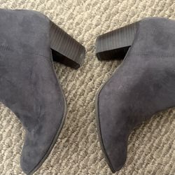Women’s Gray Ankle Boots Size 8