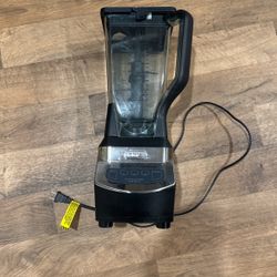 Ninja 1000 Watt Blender