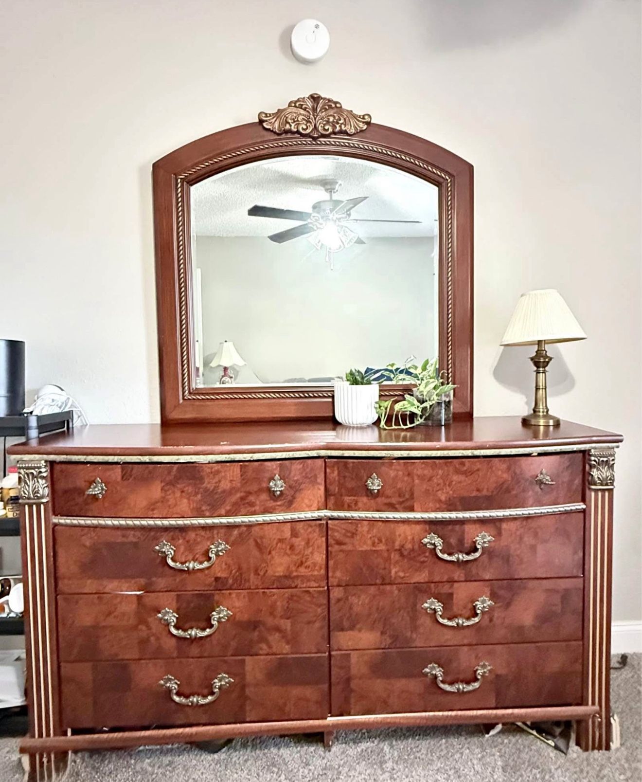 Ashley’s Luxurious Bedroom Dresser With Mirror