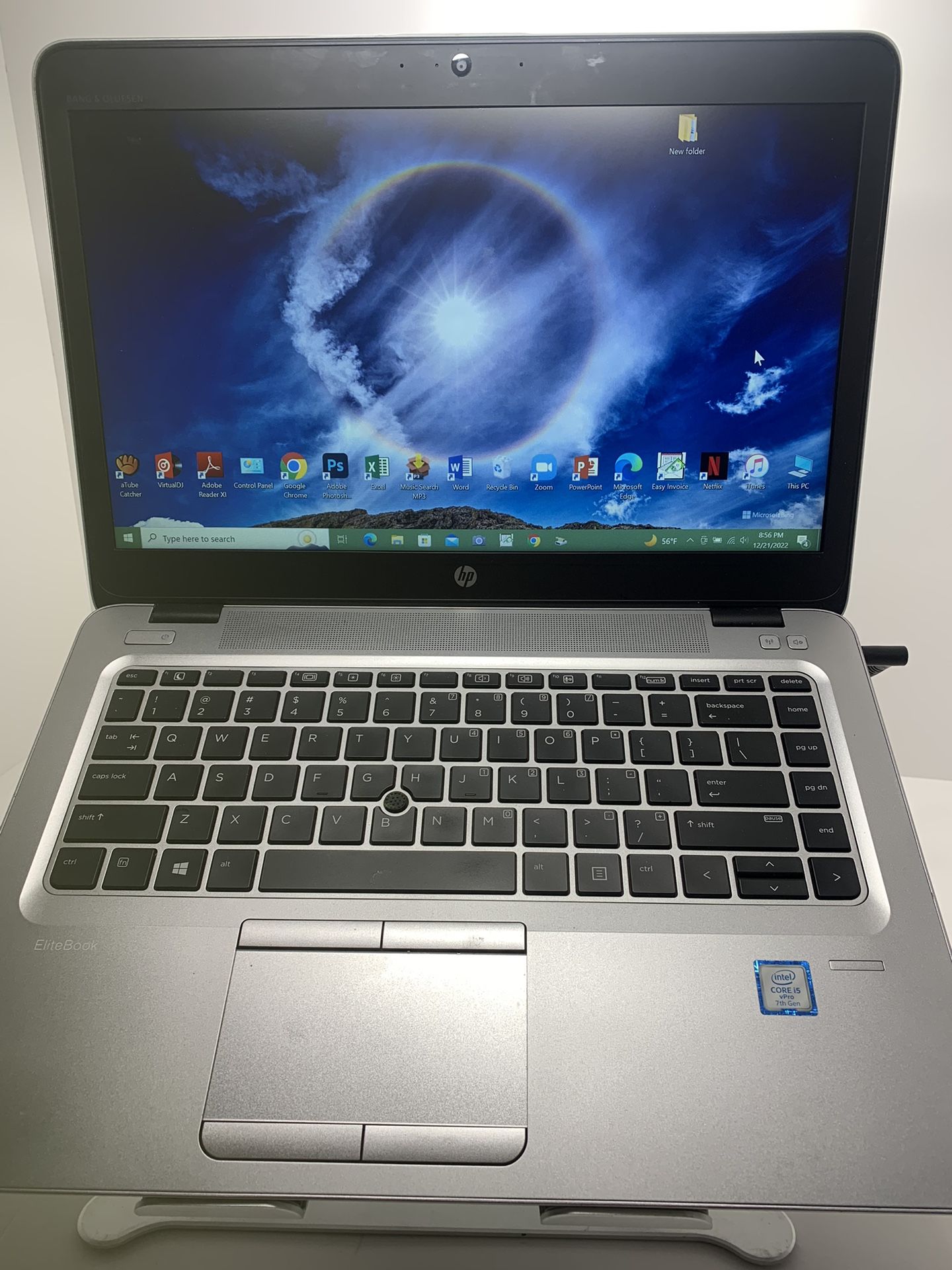 i5..i5..HP WINDOWS 11 ELITEBOOK 840 -G4…7 GENERATION ….130 GB …SSD ( Capacity ) 16.0 RAM . READY FOR CLASSES From HOME