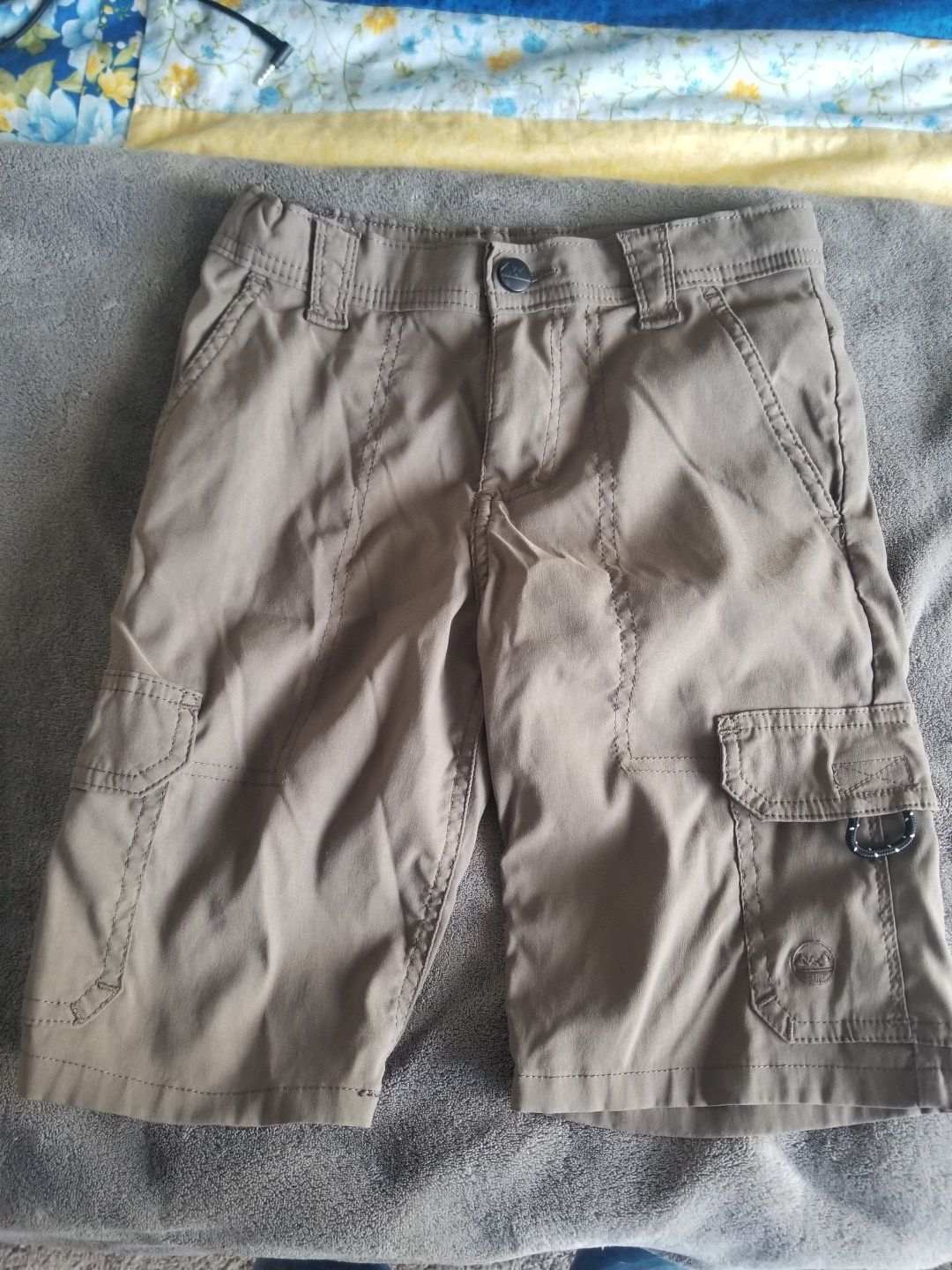 Boys size 8 shorts