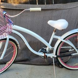 3-Speed Woman's Beach Cruiser 
