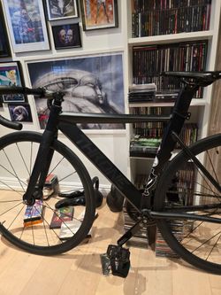 Throne fixie fixed gear bike