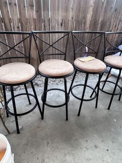 Set Of 4 Bar Stools