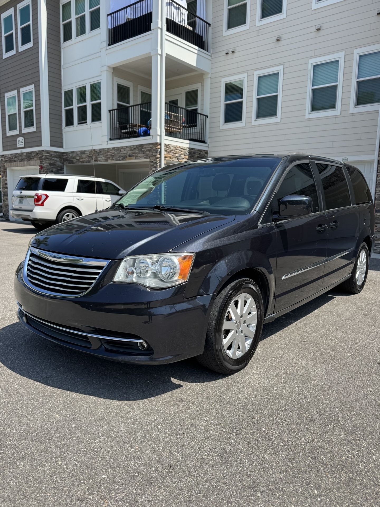 2014 Chrysler Town &
