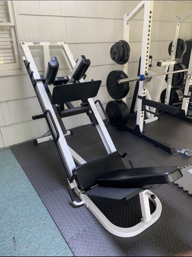 Parabody Leg Press / Hack Squat / Hip Sled / Calf Press machine