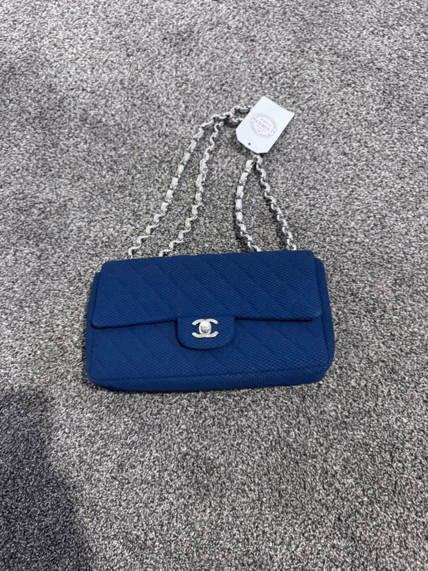 RARE AUTHENTIC CHANEL LINEN BAG
