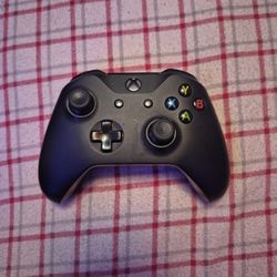 Black Xbox One Controller