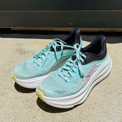 HOKA Women's Bondi 9 Running Shoes
