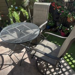 Patio Chairs And Folding Table