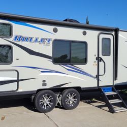2020 Keystone Bullet 211BHSWE Used 