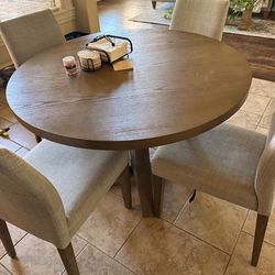 Lakeland Natural Fabric 48" Round Dining Set For 4 | Wood