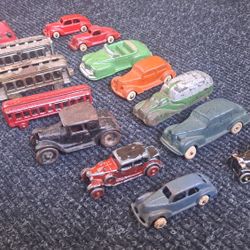 Antiques Toy Cars, 3 Train Passenger Cars. 