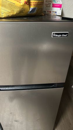 Magic Chef Refrigerator