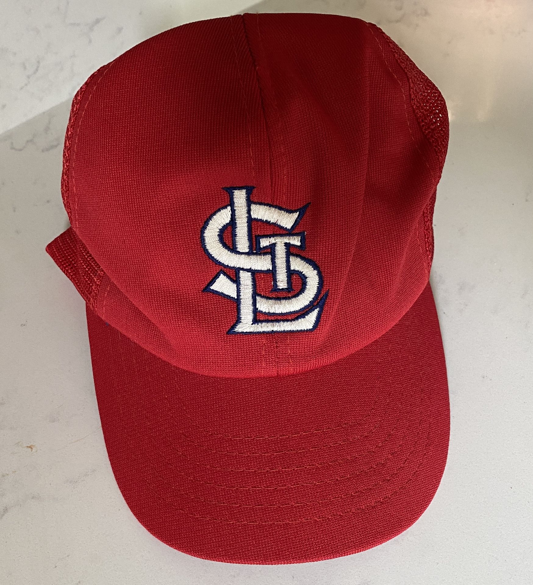 Vintage StL St. Louis Cardinals Red Adjustable Snapback Mesh