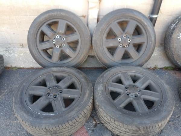 19 inch land Rover alloy wheels 5 on 120mm with tires