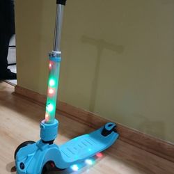 Kids 3 Wheel Scooter. ZIGGY Hover-1. 