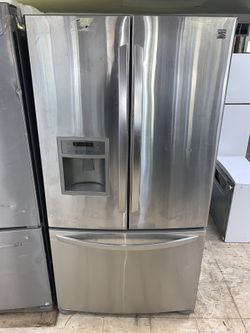 Kenmore elite French door stainless steel very clean everything works