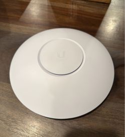 UniFi U6-Enterprise Wi-Fi 6E PoE+ Access Point