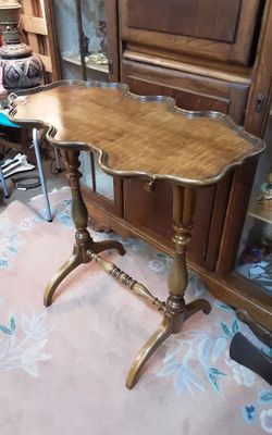 Antique Pie Crust Edge Wooden Table- Located in Shelton