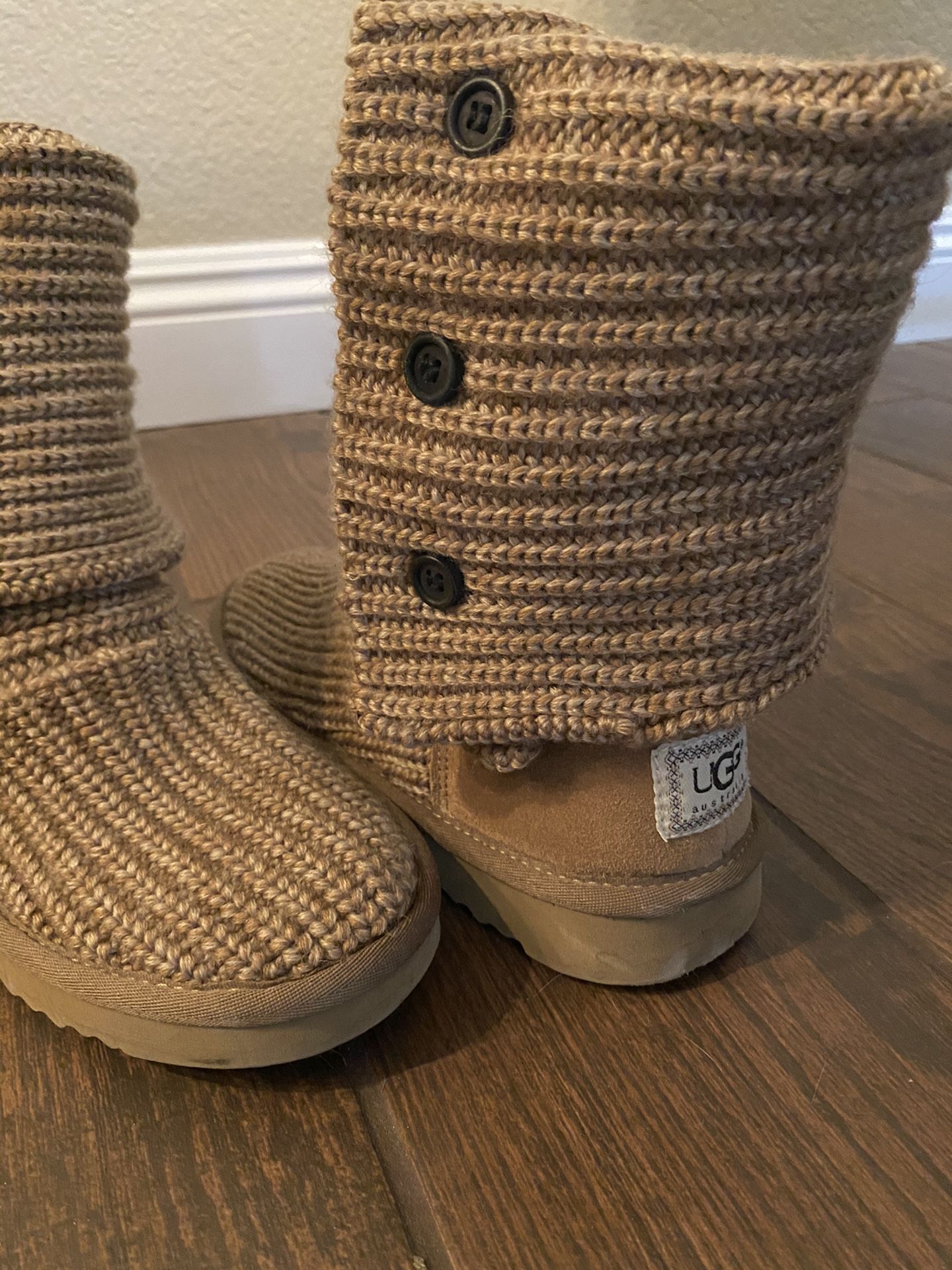 UGG Classic Cardy Knit Boot Size 7
