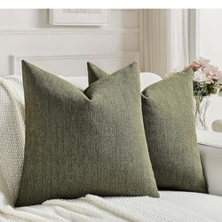 FUTEI Moss Green Chenille Decorative Throw Pillow Covers 18x18 Inch Set of 2,Soft Cozy Faux Linen Textured Cushion Case,Farmhouse Home Decor for Couch