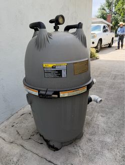 Swimming pool filter