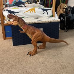 Jurassic World: Fallen Kingdom Super Colossal Tyrannosaurus Rex