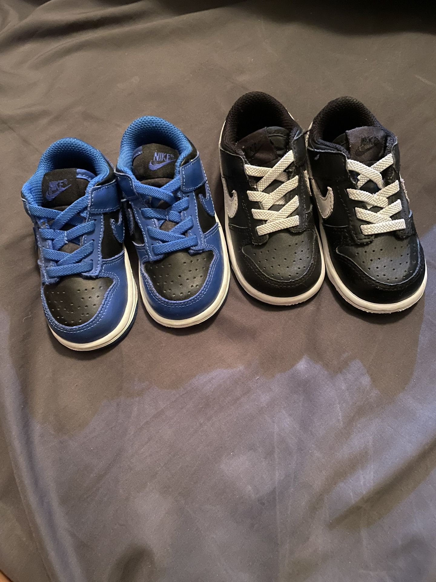 Boy Nike dunks