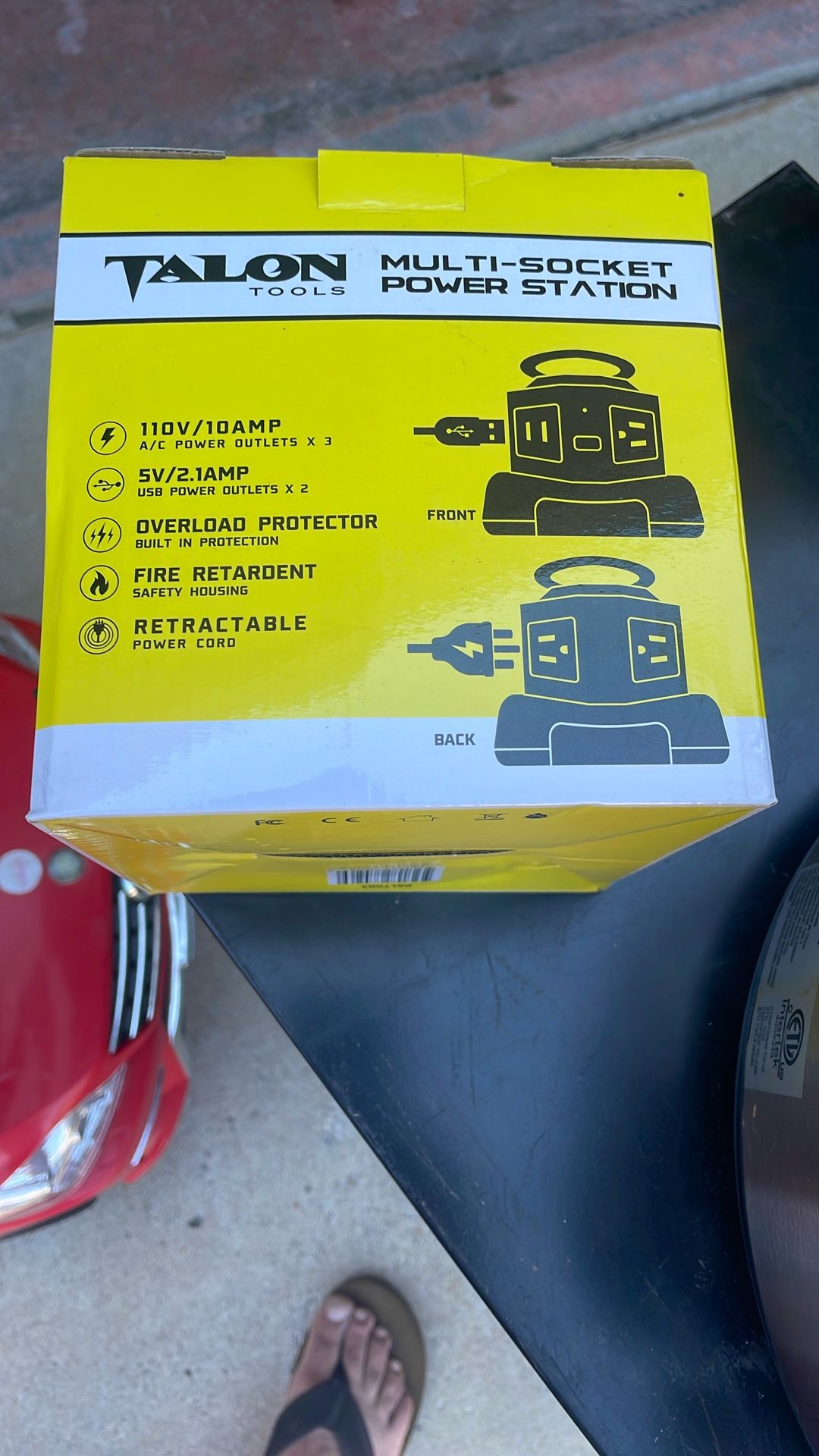 Tools/Multi socket power station/Household Items