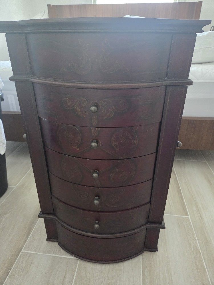Jewerly Chest