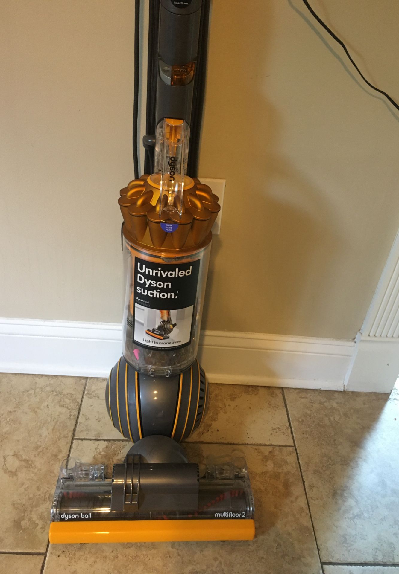 Dyson ball multi floor2 vacuum- one week old