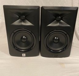 JBL 3 Series studio speakers