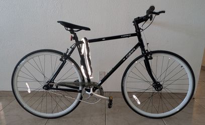 Ozone 500 Gira Correo Single-Speed Commuter Bike –  excellent condition (like new)Ready to Ride!